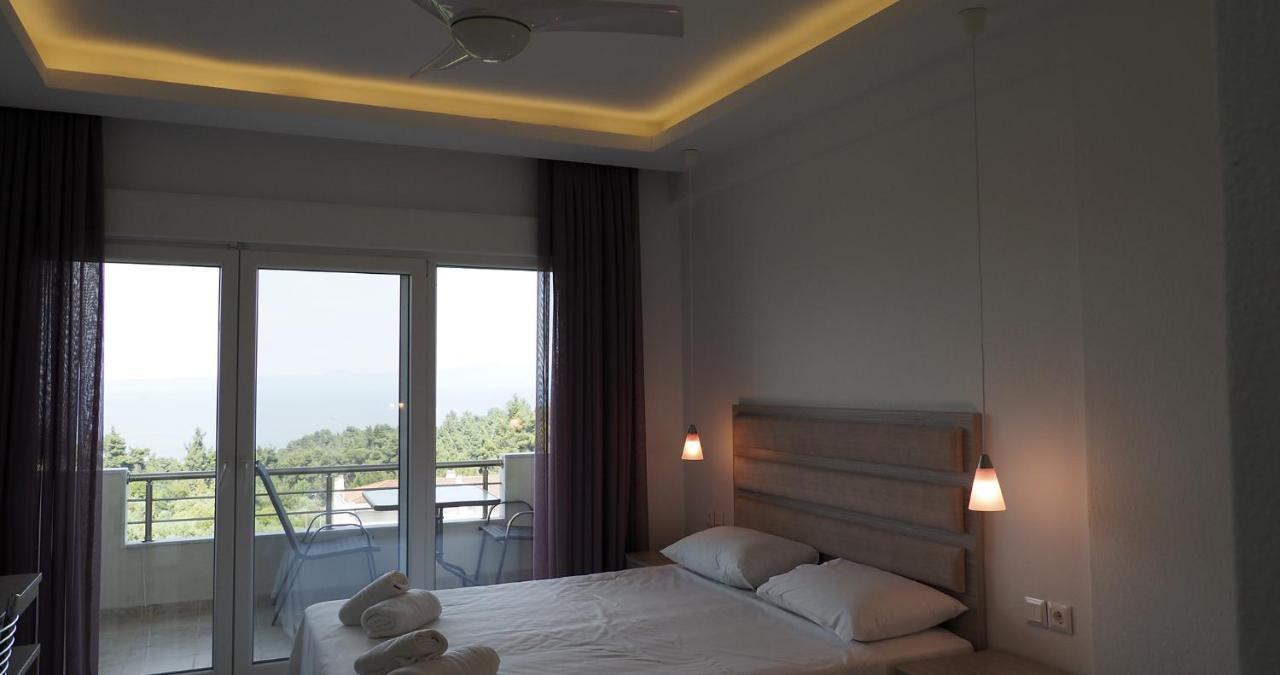 Valiant Sea Aparthotel Kриопиги Екстериор снимка