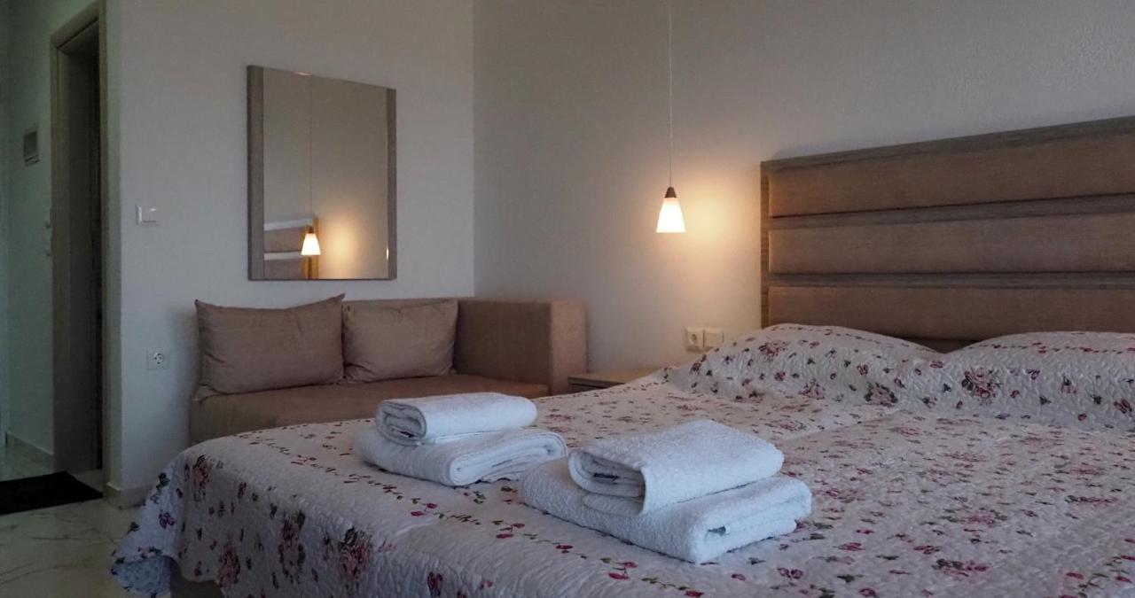 Valiant Sea Aparthotel Kриопиги Екстериор снимка