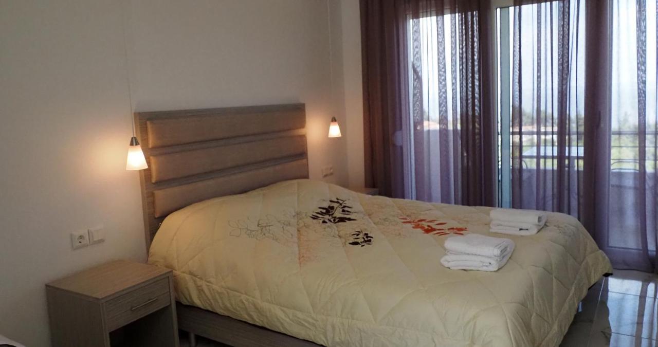 Valiant Sea Aparthotel Kриопиги Екстериор снимка